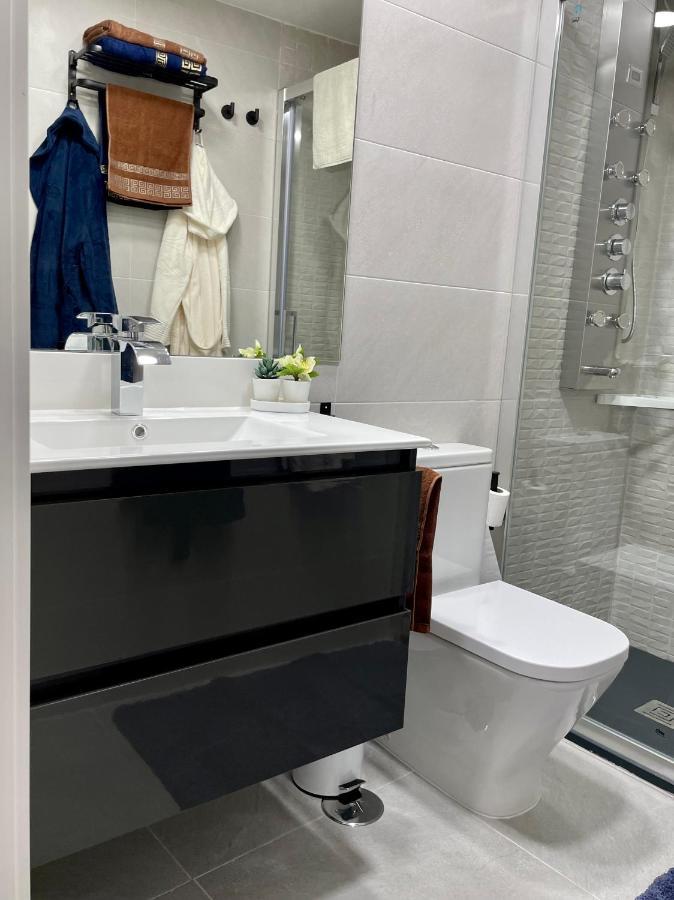 Madrid Villa Suites Aquamarina Kültér fotó