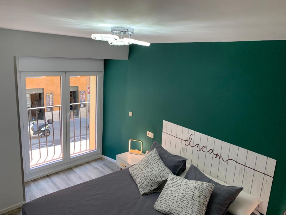 Madrid Villa Suites Aquamarina Kültér fotó