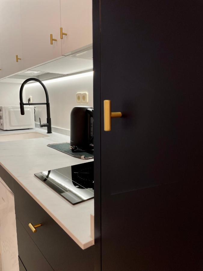 Madrid Villa Suites Aquamarina Kültér fotó